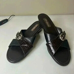Brighton Womens Shoe Sandals Lorna Buckle Brown Black Made in Italy Size 8.5